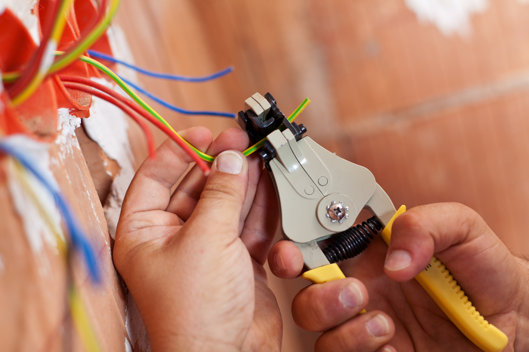 local electricians in Lewisville, TX