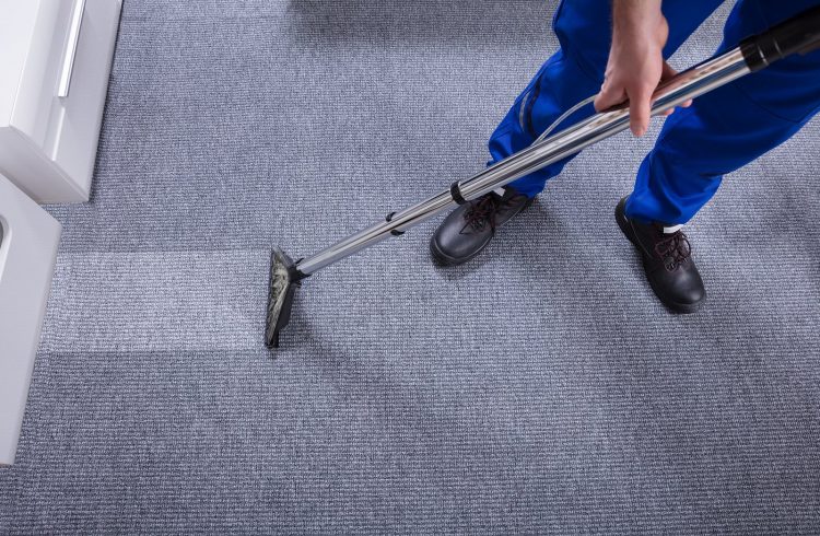 commercial carpet cleaning service in Denver, CO
